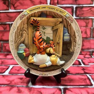 Disney Bradford Exchange 3D Winnie The Pooh Plate
